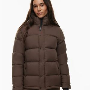 Aritzia Super puff original length size xs color rich mocha brown